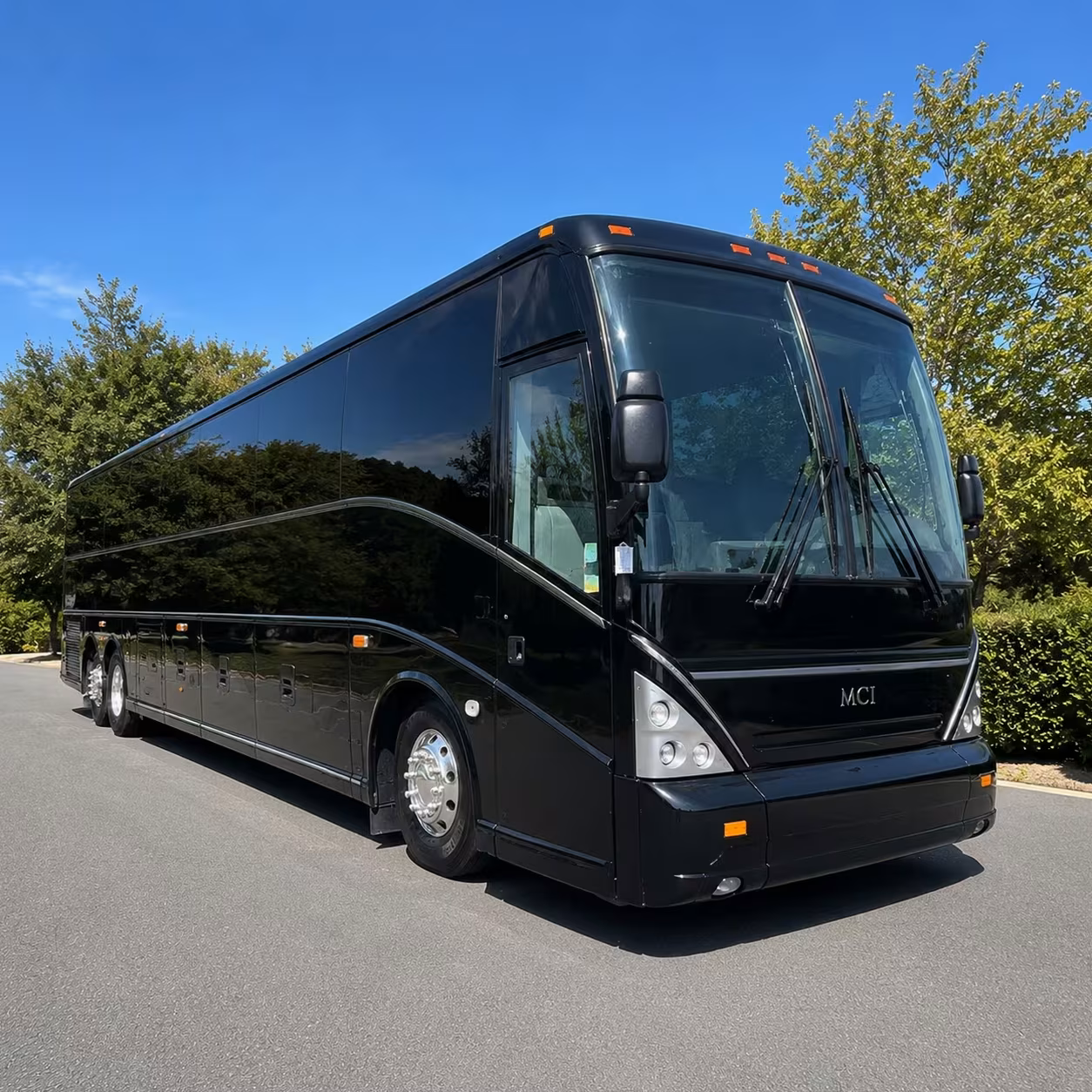 day of the week changes what a charter bus costs in montgomery alabama