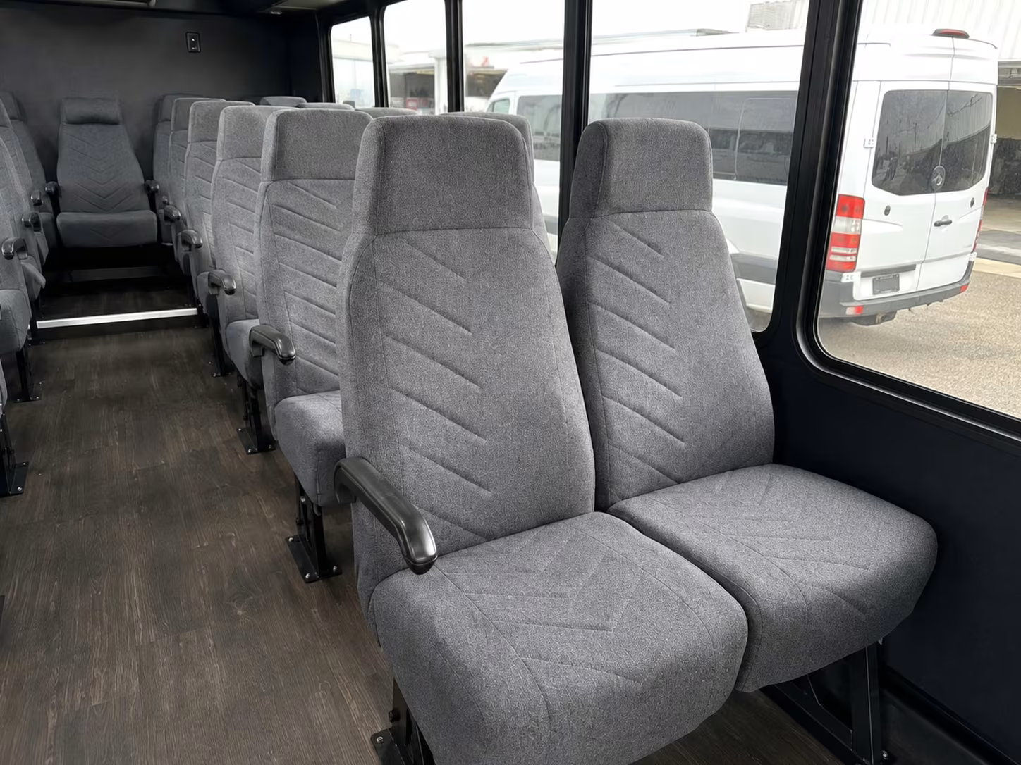 montgomery minibus rentals for youth groups and vacation bible school