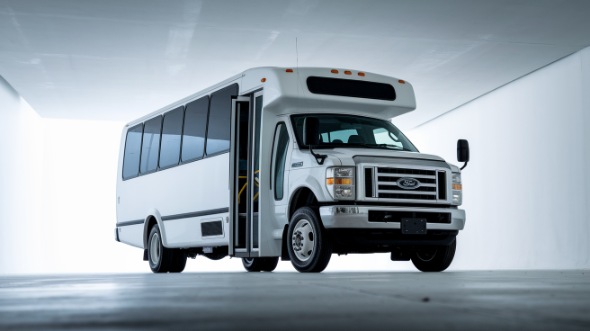 15 passenger minibus montgomery